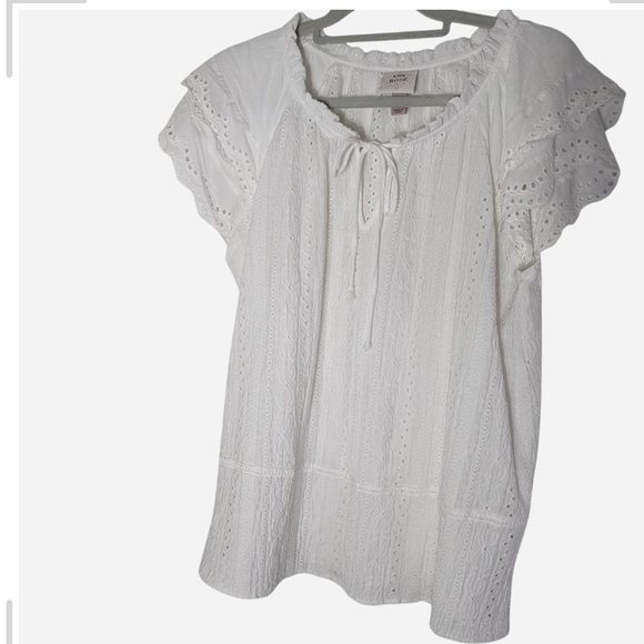 Knox Rose Tops - Pre -owned Knox Rose White Eyelet Blouse with Ruffle Sleeves
